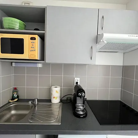 Face Pierre La 2br203