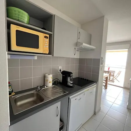 Apartment Face Pierre La 2br203 *